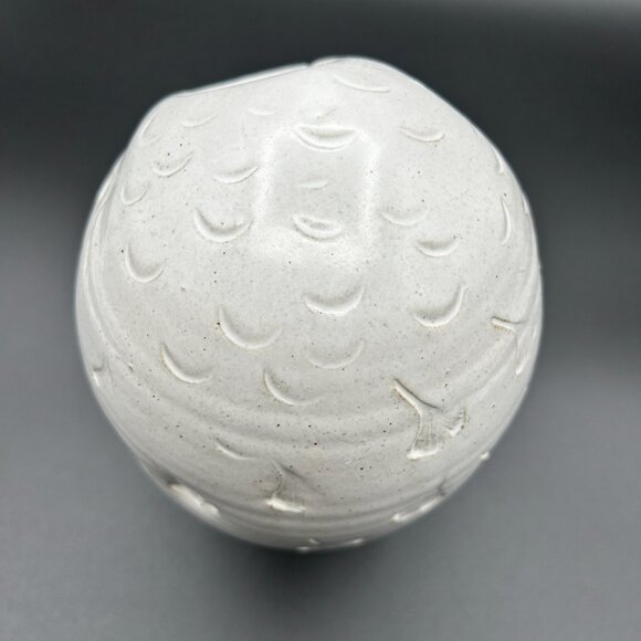 Frye Pottery White Glazed Owl Sculpture Signed Studio Gingko Leaf Rustic Owl - Picture 6 of 8